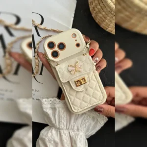 پروانه دیلایت جاکارتی دار با بند زنجیری Delight Butterfly Card Holder with Chain Strap 1