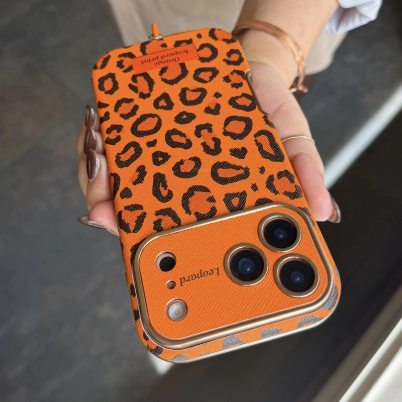 پلنگ نارنجی شارپ Sharp Orange Leopard 2