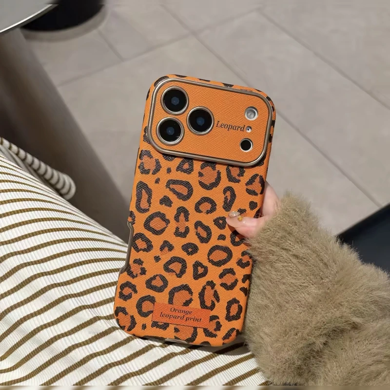 پلنگ نارنجی شارپ Sharp Orange Leopard 3