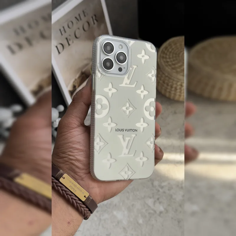 لویی ویتون مونوگرام آینه ای Louis Vuitton Mirror Monogram 2