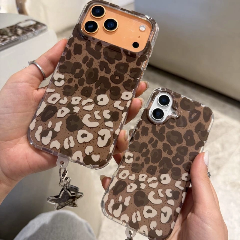 پلنگی شفاف همراه آویز Leopard Clear Charm 15