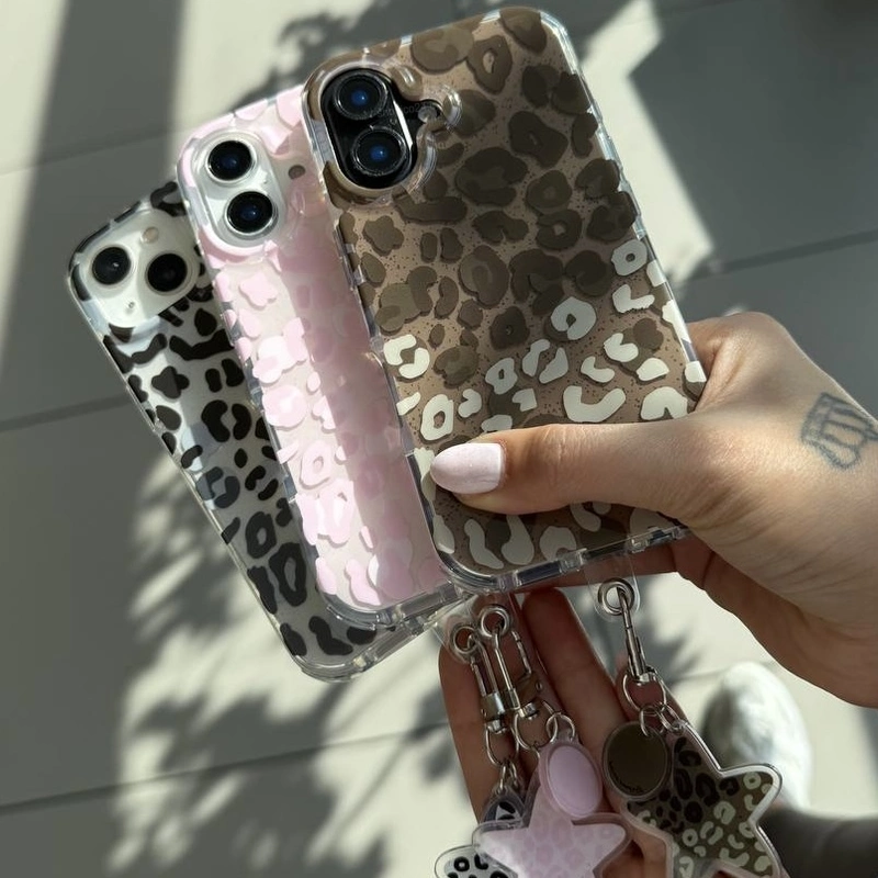 پلنگی شفاف همراه آویز Leopard Clear Charm 5