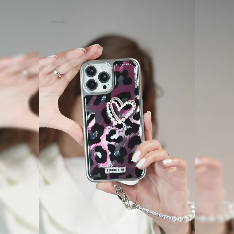 پلنگی قلب مرواریدی به همراه بند Pearl Heart Leopard with Strap 16