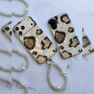 پلنگی طوسی خال مشکی همراه آویز Gray Leopard Black Spots With Charm 1