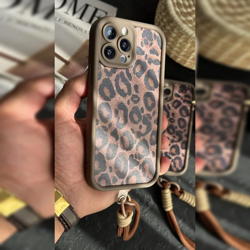پلنگی قهوه ای همراه بند Brown Leopard With Strap 6